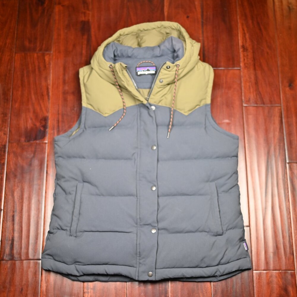 Patagonia Hooded Nylon and Duck Down Hooded Vest Blue Tan Woman Large